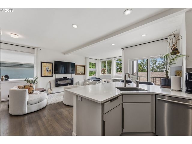 4425 THUNDER VISTA Ln, Lake Oswego, OR 97035