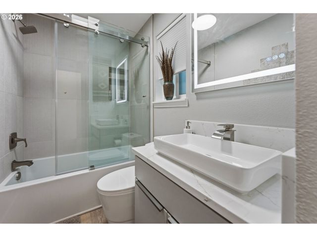 4425 THUNDER VISTA Ln, Lake Oswego, OR 97035