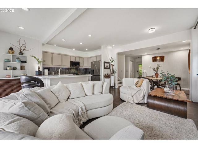 4425 THUNDER VISTA Ln, Lake Oswego, OR 97035