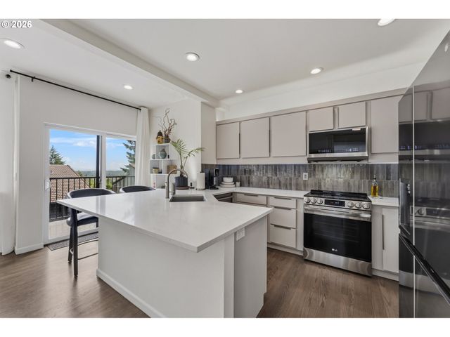 4425 THUNDER VISTA Ln, Lake Oswego, OR 97035