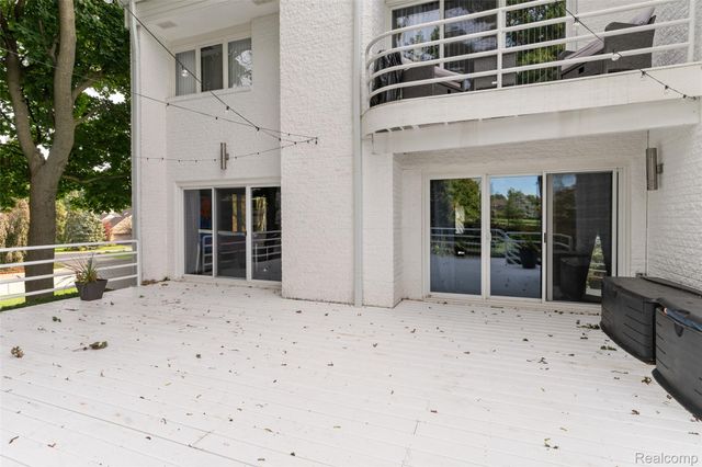 3802 Columbia Drive, Bloomfield Hills, MI 48302