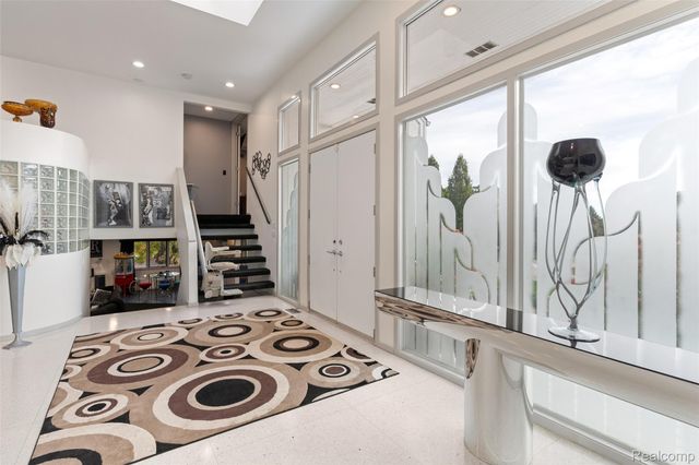 3802 Columbia Drive, Bloomfield Hills, MI 48302