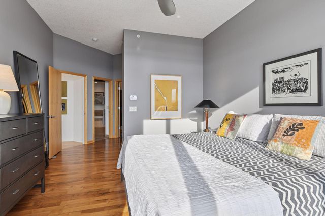 10046 Indigo Drive, Eden Prairie, MN 55347