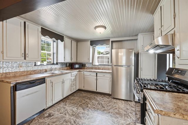 223 N Maple Street, Lagrange, IN 46761