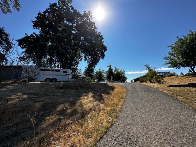 4164 Leisure Ln, Placerville, CA 95667