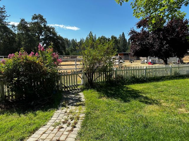 4164 Leisure Ln, Placerville, CA 95667