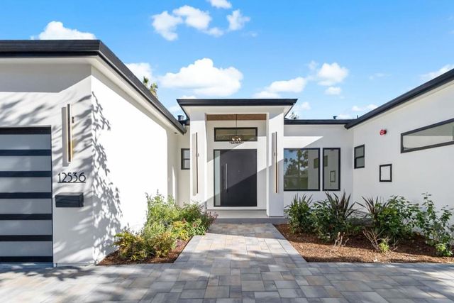 12536 Paseo Flores, Saratoga, CA 95070