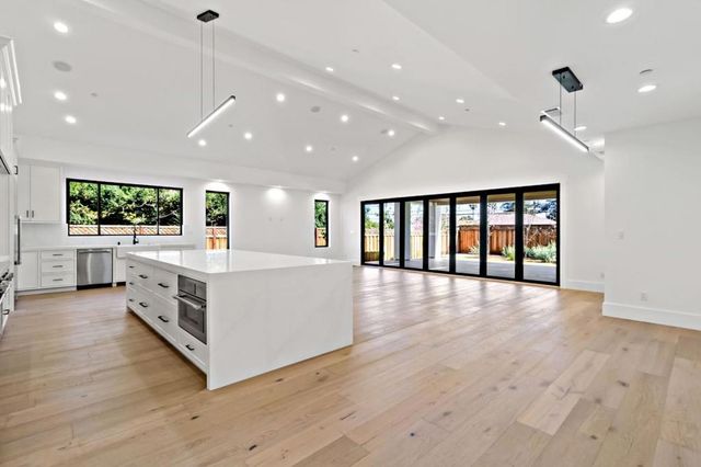 12536 Paseo Flores, Saratoga, CA 95070