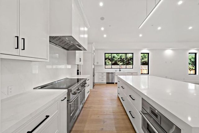 12536 Paseo Flores, Saratoga, CA 95070