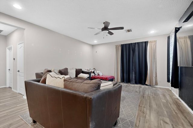 3142 Allyson Way NE, Rio Rancho, NM 87144