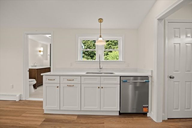 75 Ottawa St, Attleboro, MA 02703