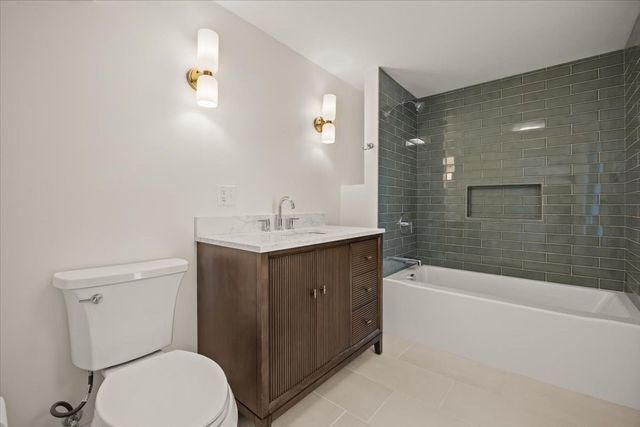 75 Ottawa St, Attleboro, MA 02703