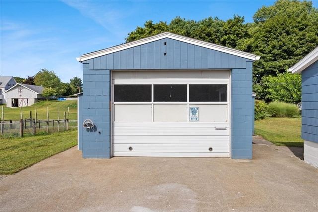 75 Ottawa St, Attleboro, MA 02703