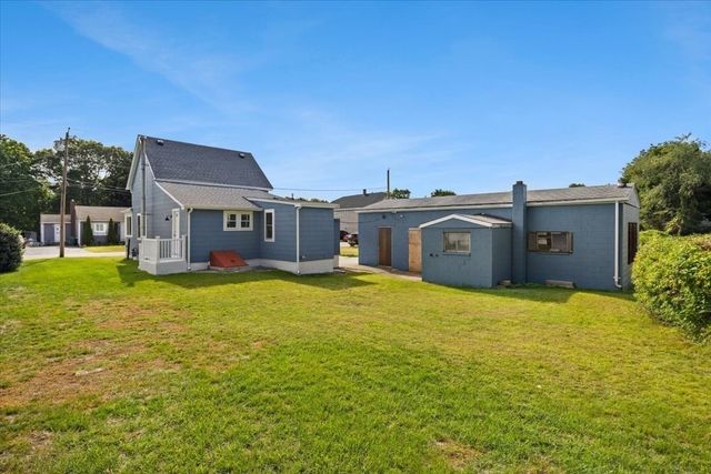 75 Ottawa St, Attleboro, MA 02703