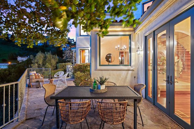 29 Live Oak Rd, Berkeley, CA 94705