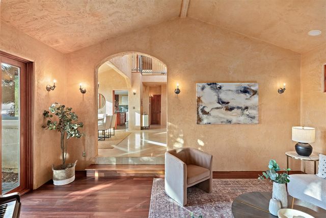 29 Live Oak Rd, Berkeley, CA 94705