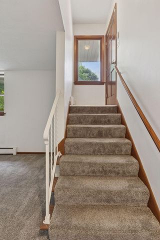 84 Logan Avenue W, West Saint Paul, MN 55118