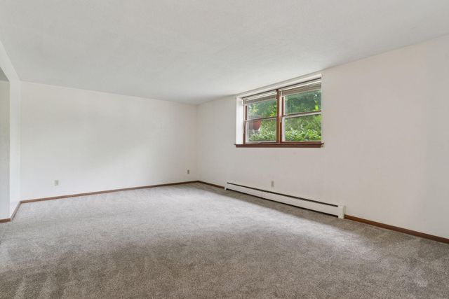 84 Logan Avenue W, West Saint Paul, MN 55118