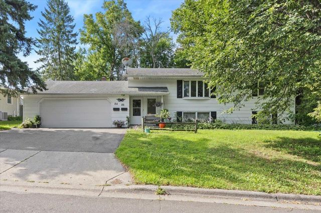84 Logan Avenue W, West Saint Paul, MN 55118