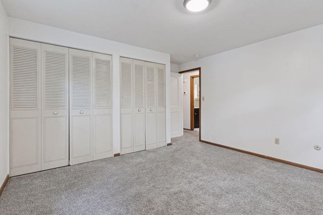 84 Logan Avenue W, West Saint Paul, MN 55118