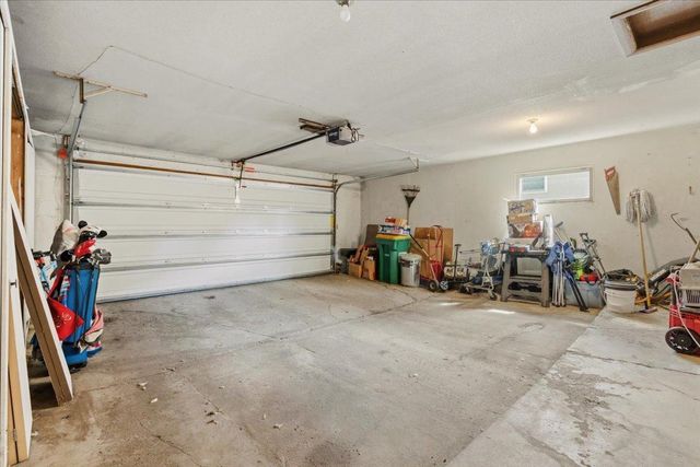 84 Logan Avenue W, West Saint Paul, MN 55118