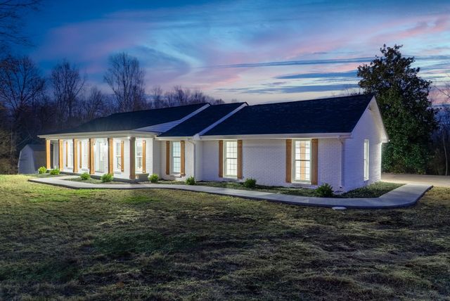 644 Highway 13, Cunningham, TN 37052