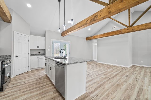 644 Highway 13, Cunningham, TN 37052
