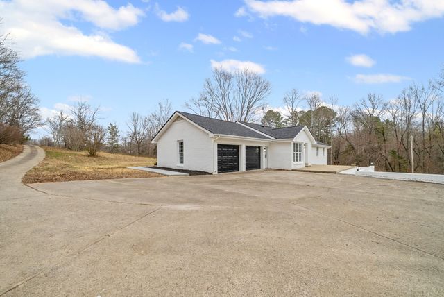 644 Highway 13, Cunningham, TN 37052