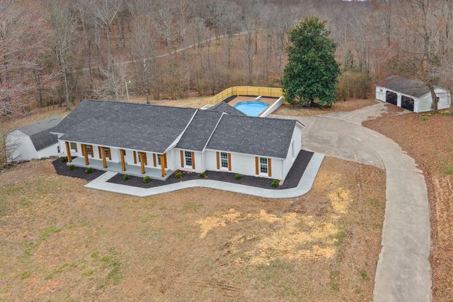 644 Highway 13, Cunningham, TN 37052