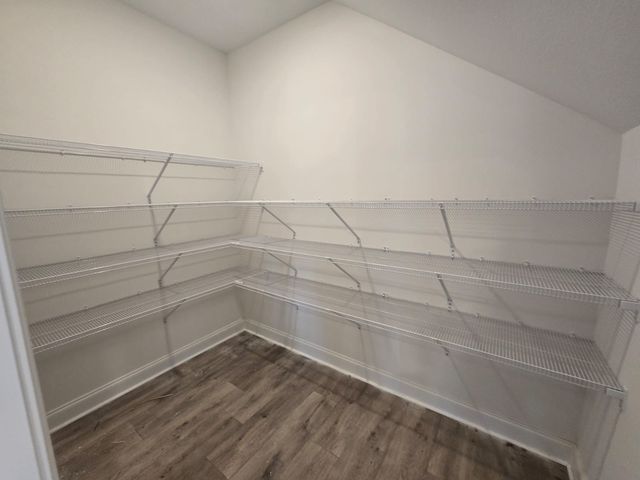 526 N Halfifax Ct, Clarksville, TN 37040