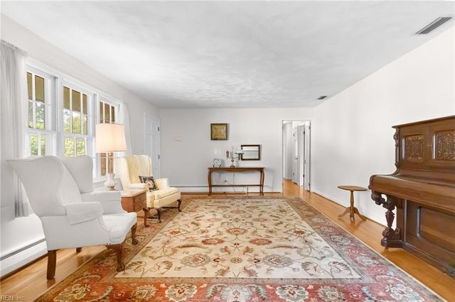 4536 Biscayne DR, Virginia Beach, VA 23455