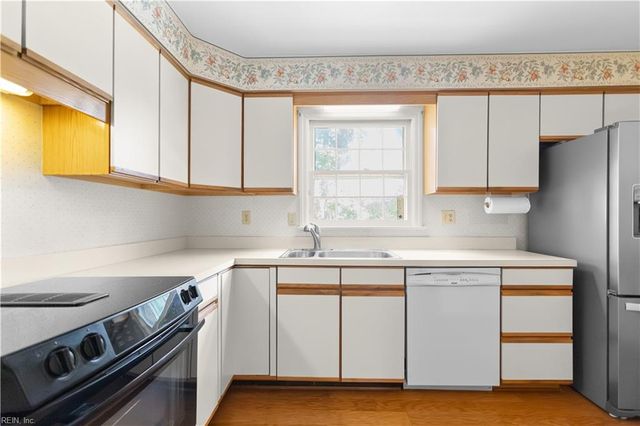 4536 Biscayne DR, Virginia Beach, VA 23455
