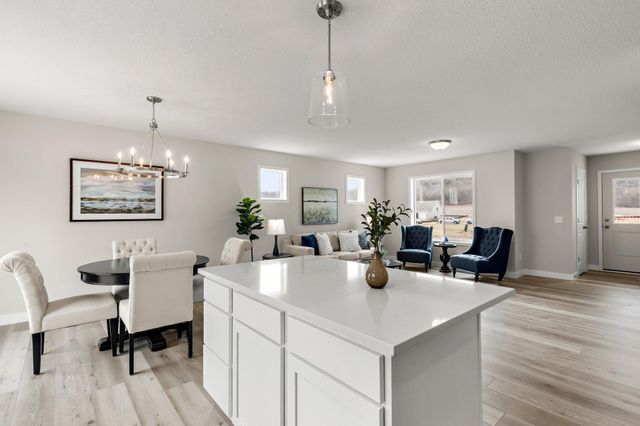 13 Kodiak Court, North Mankato, MN 56003