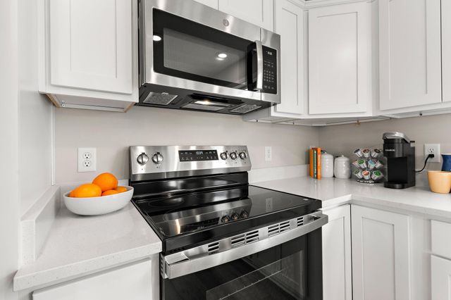 13 Kodiak Court, North Mankato, MN 56003