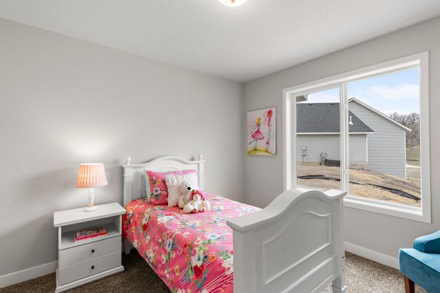 13 Kodiak Court, North Mankato, MN 56003