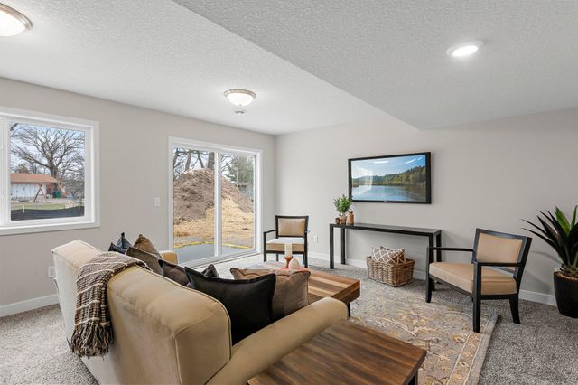 13 Kodiak Court, North Mankato, MN 56003