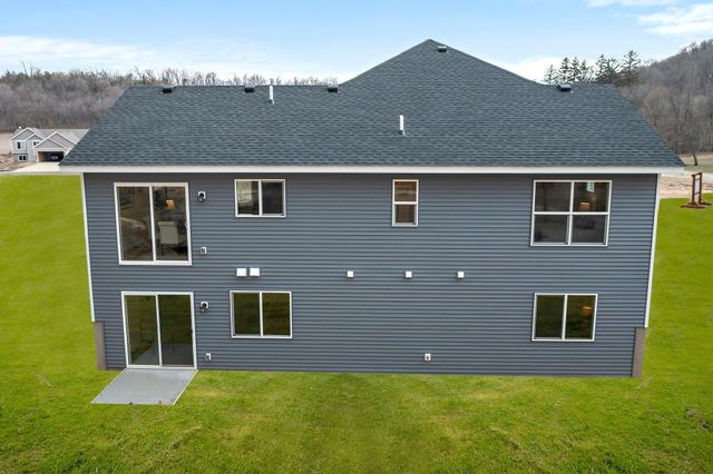 13 Kodiak Court, North Mankato, MN 56003