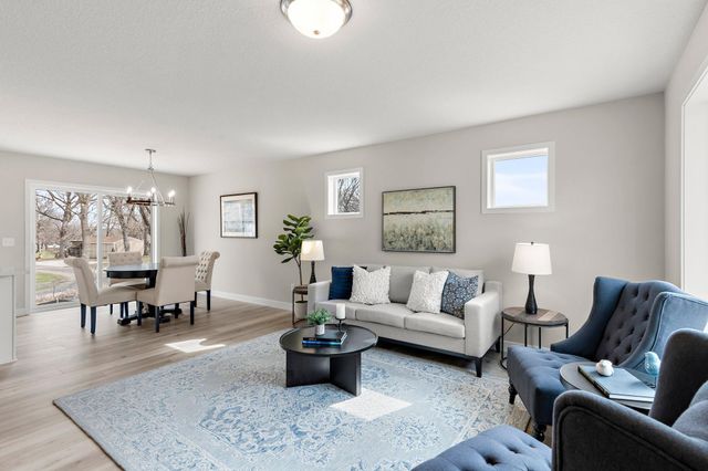 13 Kodiak Court, North Mankato, MN 56003