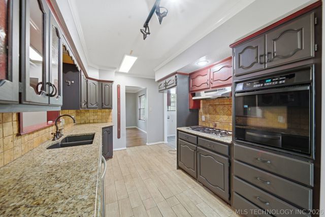 2905 E 78th Street, Tulsa, OK 74136