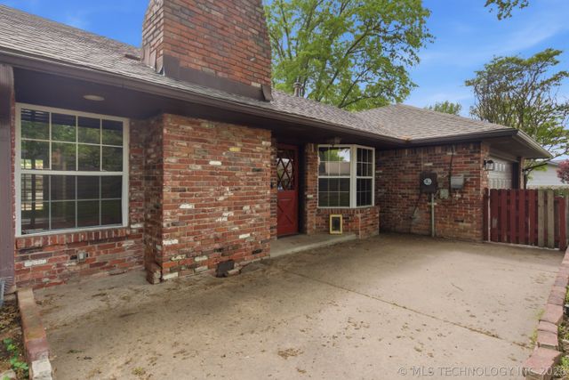 2905 E 78th Street, Tulsa, OK 74136