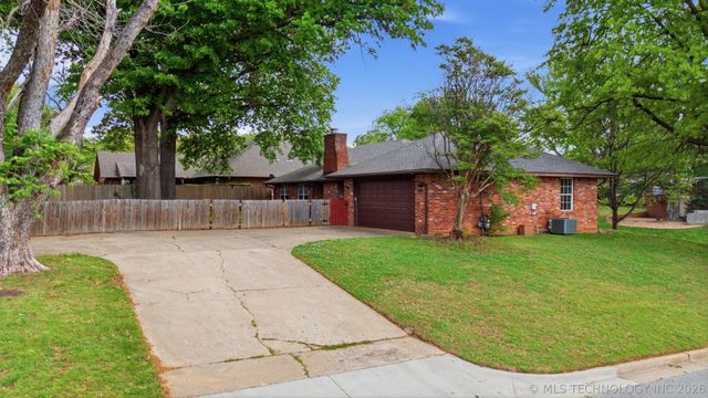 2905 E 78th Street, Tulsa, OK 74136