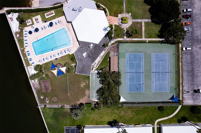 14872 CROWN DRIVE, Largo, FL 33774