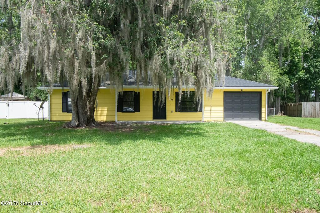 114 Laurel Lane, Kingsland, GA 31548