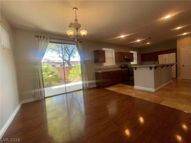 1613 YELLOW TULIP Place n, Henderson, NV 89012