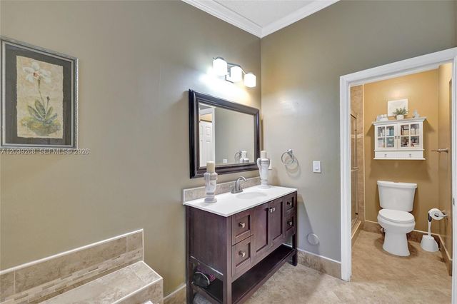 806 NW 208th Way, Pembroke Pines, FL 33029