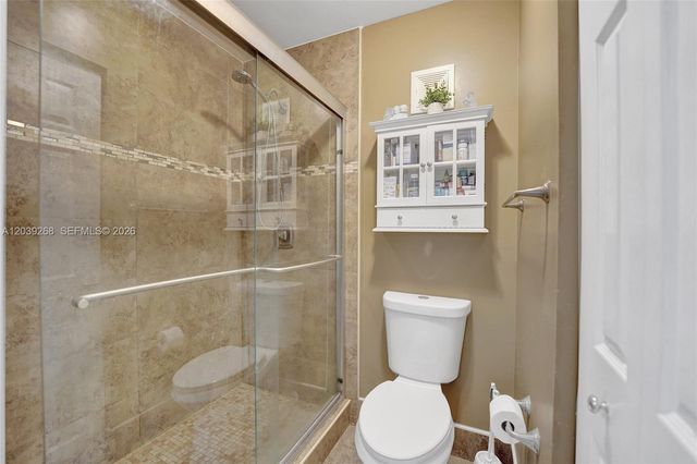806 NW 208th Way, Pembroke Pines, FL 33029