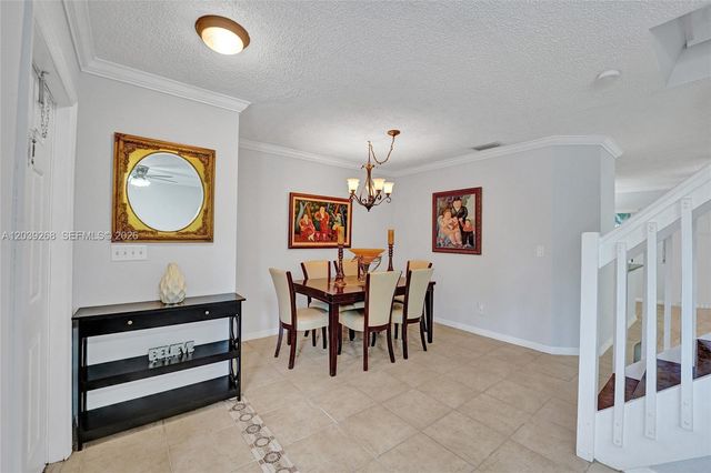 806 NW 208th Way, Pembroke Pines, FL 33029