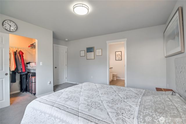 1430 SW 352nd Ct, Federal Way, WA 98023