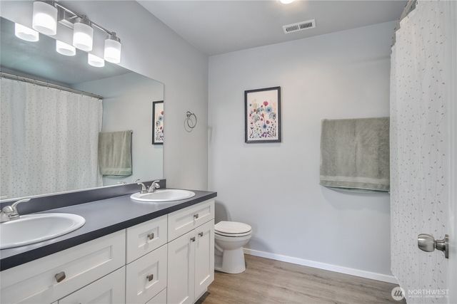 1430 SW 352nd Ct, Federal Way, WA 98023