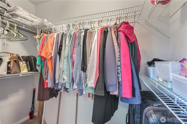 1430 SW 352nd Ct, Federal Way, WA 98023